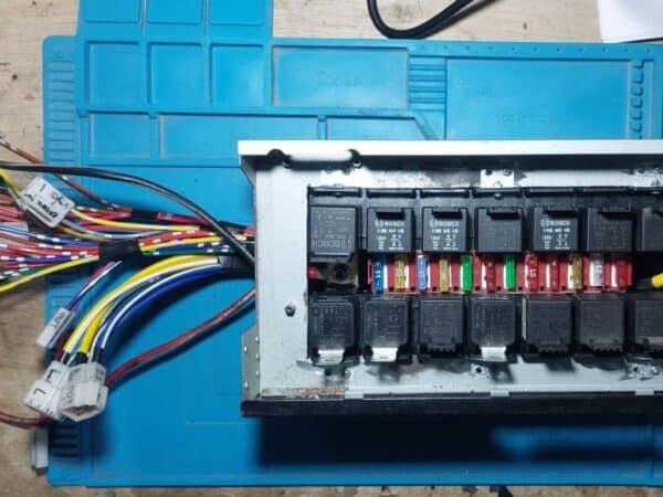 Membuat Sistem Relay Mobil Kijang Super Jimny katana Carry Jimmy